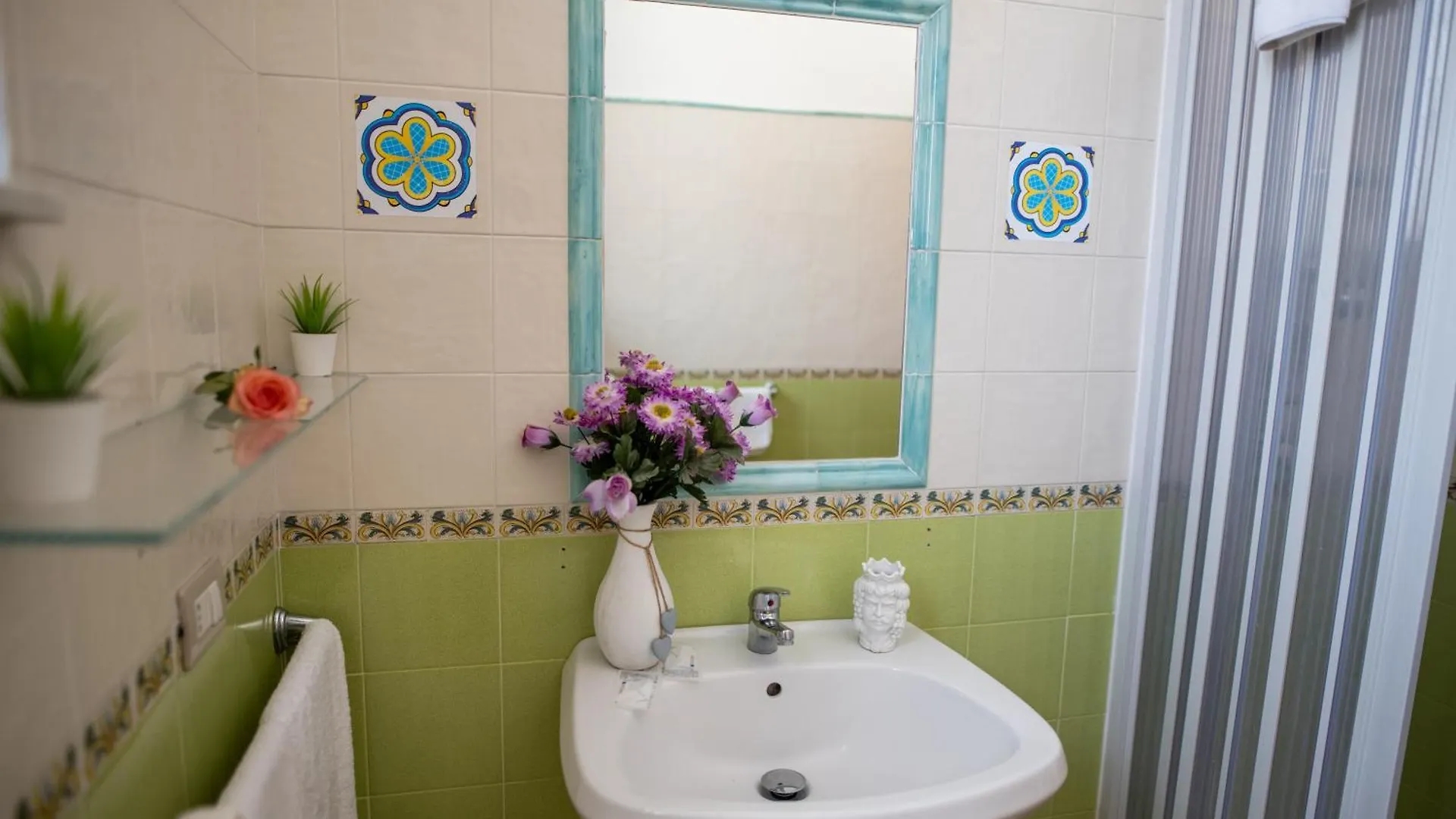 B&B Regina Carolina 칼타기론